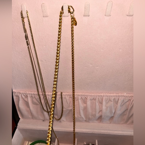 Vintage Joan Rivers gold chain - Picture 2 of 4